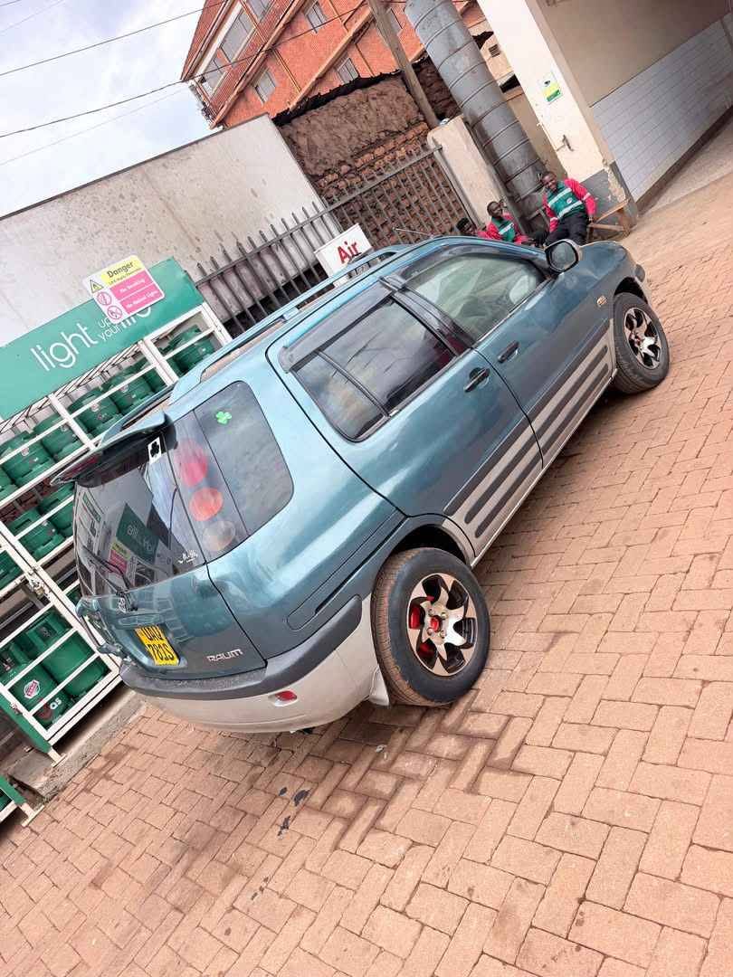 used toyota raum