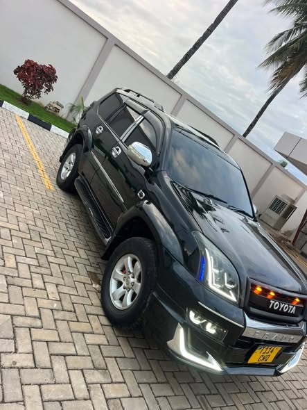 A picture of TOYOTA PRADO DIAMOND
