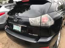 A picture of Lexus Rx 330 070883805