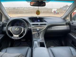 A picture of First body Lexus RX 350 2013 model with nothing to