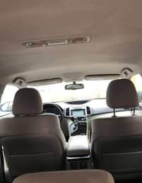 A picture of Neatly used venza with absolutely nothing to fix