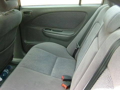 A picture of Used Toyota avensis 1999