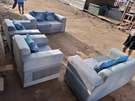 classifieds/furniture sofas