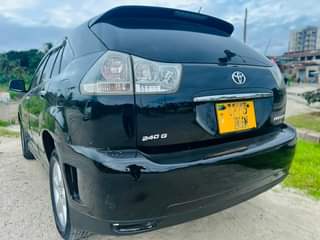 A picture of TOYOTA HARRIER ON SALE 0628 190 101