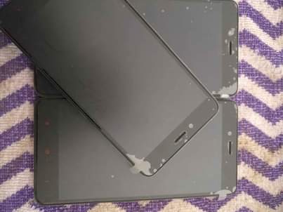 A picture of Redmi note2 android version 5 2gb ram 16gb rom HD