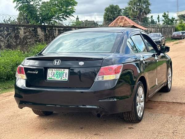 A picture of QUICK SALE SARI SARI SARI SARI EXTREMELY CLEAN USED HONDA