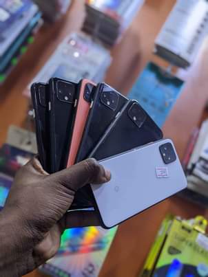 A picture of Pixel 4 320k