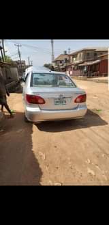 A picture of Corolla 2004