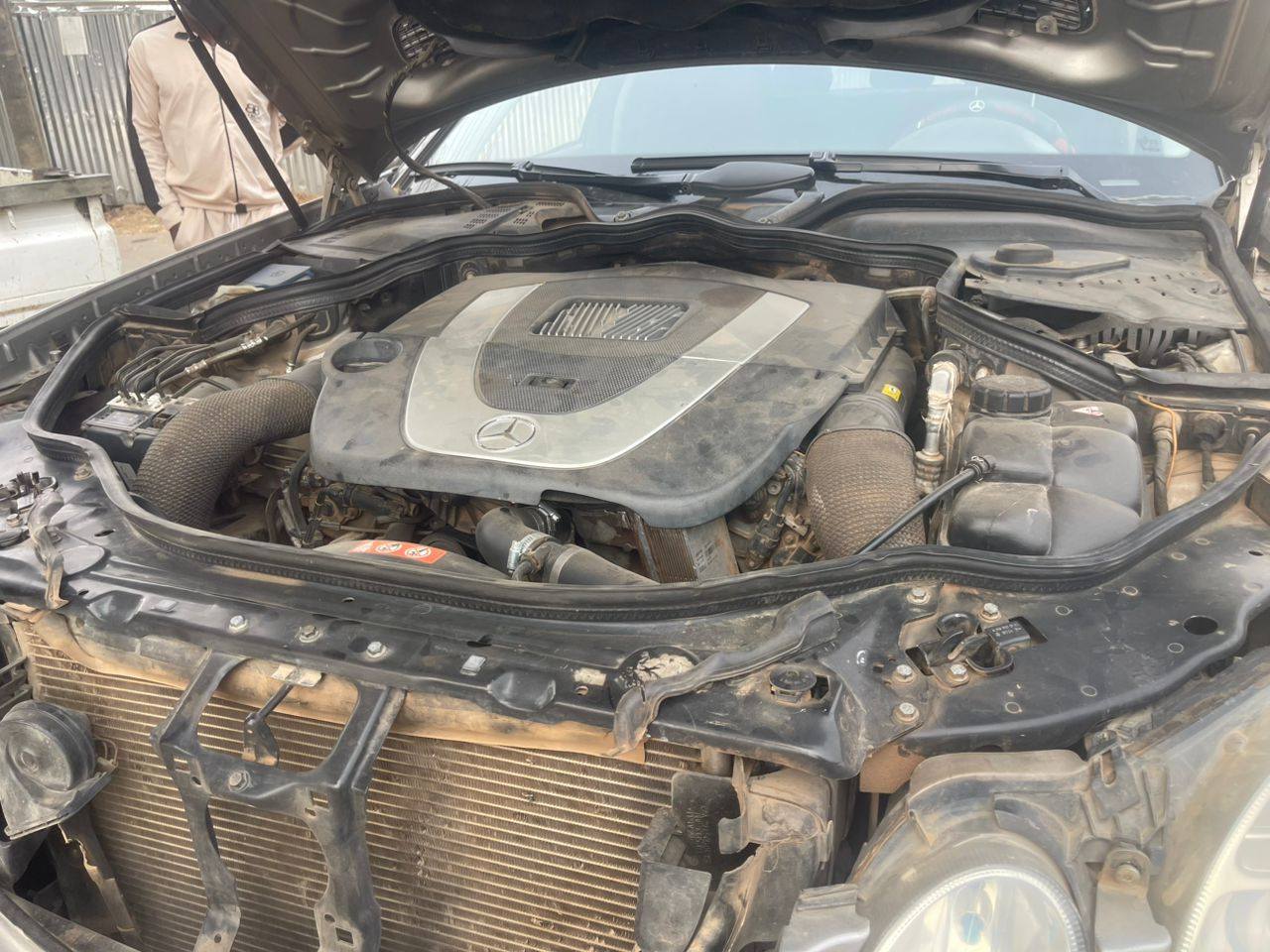 A picture of 2009 E350