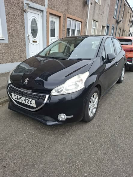 A picture of 2015 Peugeot 208