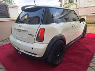 A picture of Mini Cooper Supercharged 06 Classic Edition. AUTOMATIC TRANSMISSION. Direct Belgium