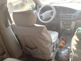 A picture of Toyota sienna 2001 model