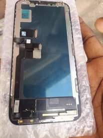 A picture of IPhone X screen