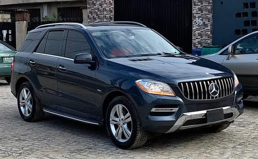 A picture of Toks 2014 ML350 Thumbstart Sunroof Park assist Full duty paid