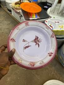 A picture of Mellamine plates 0704297488