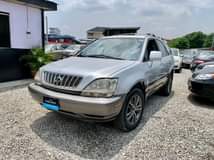 A picture of Registered LEXUS RX300 2001