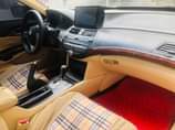 A picture of Honda crosstour