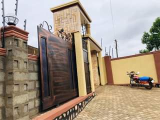 A picture of Nansana naluvule