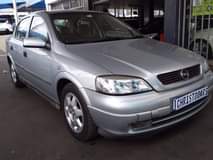 A picture of 2001 Opel Astra Classic hatchback manual 2001
