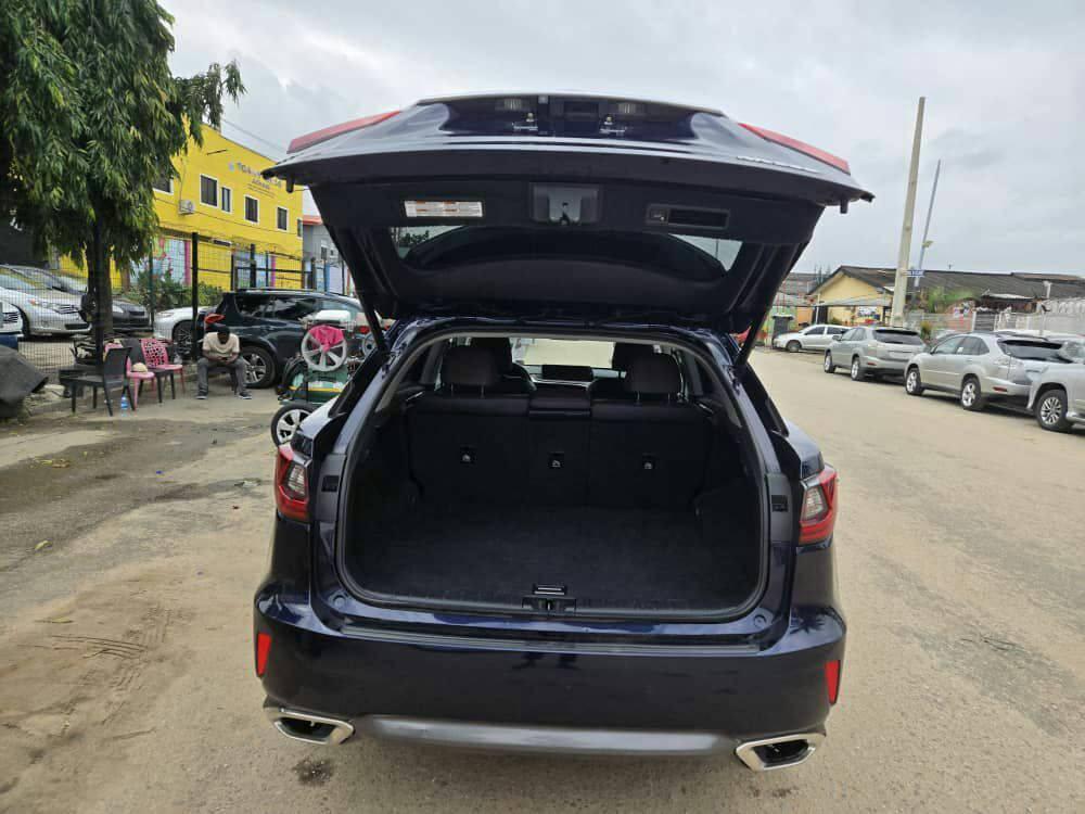 A picture of Car