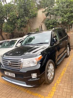A picture of TOYOTA Land Cruiser ZX 2017 MODEL