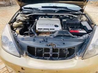 A picture of 2004 LEXUS ES330 TOKS STANDARD