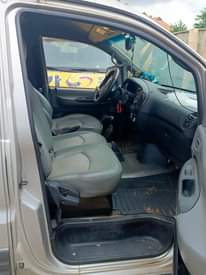 A picture of AWOOF DEAL AWOOF DEAL HYUNDAI STAREX GRX 06 PURE TOKUNBO