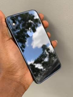 A picture of iphone Xs