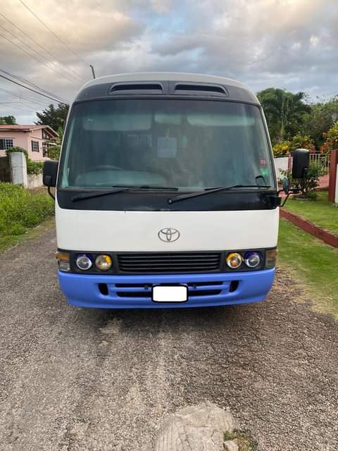 toyota coaster