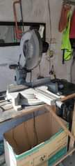 A picture of Nauza curtng machine Senti meter 10 ya kukatia Aluminum Bei