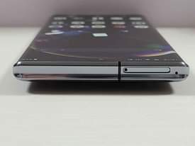 A picture of Sharp Aquous R6