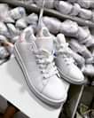 A picture of Ladies sneakers