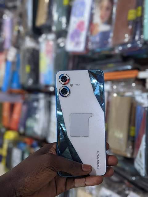 tecno spark