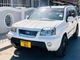 A picture of NISSAN EXTRAIL million8 call 0716711174