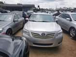 A picture of FOREIGN USED TOYOTA CAMRY XLE V6 KINDLY DM FOR INSOECTION