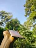 A picture of CAMON C9 HAINA KIPENGELE CAMERA SAFI CHARGE SAFI NETWORK 4G