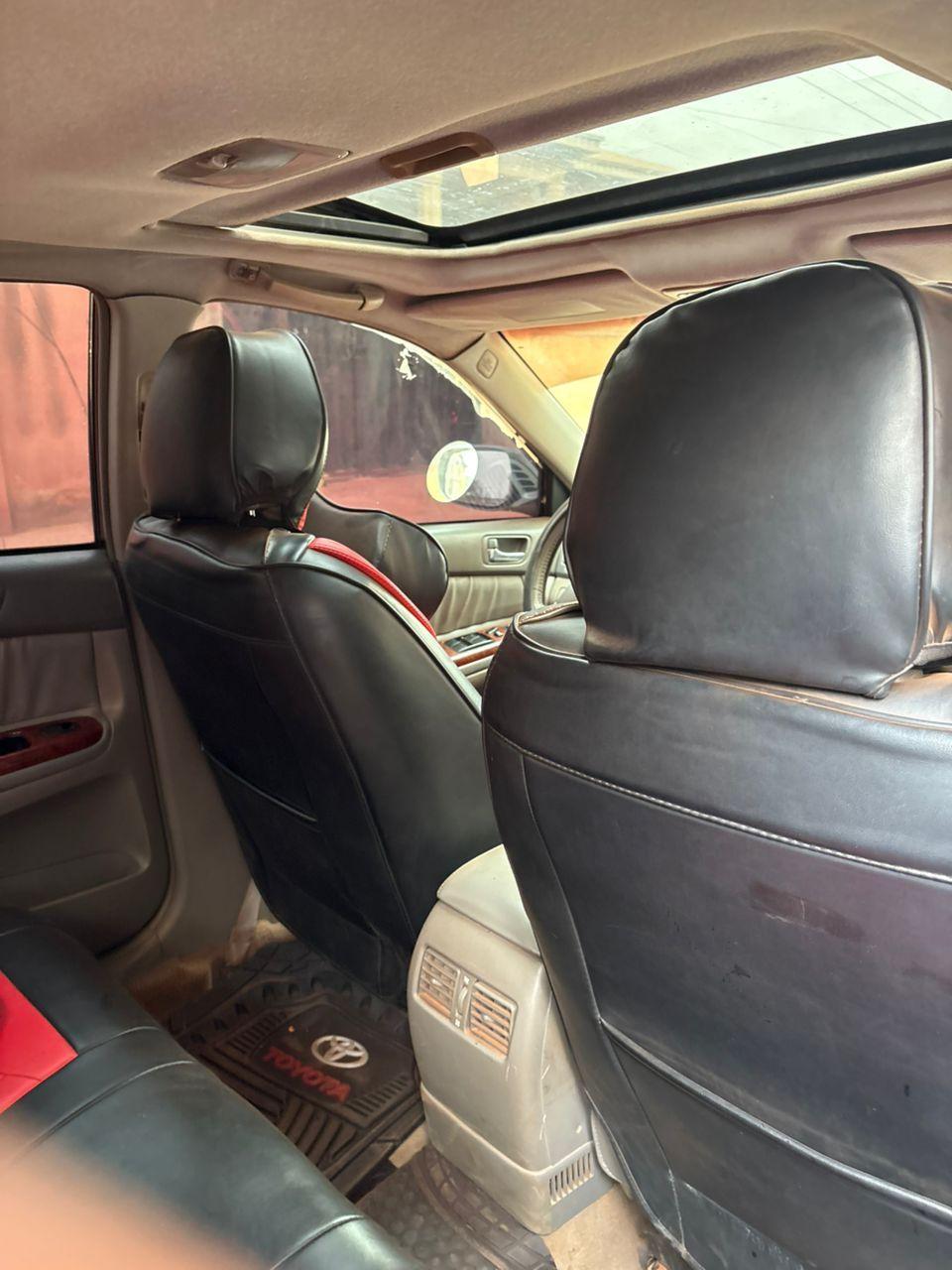 A picture of Toyota Camry 2 4