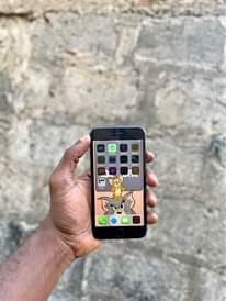 A picture of iPhone 7G