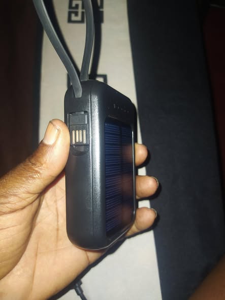 A picture of Solar power bank for sale anyone call me 07034402616 capacity