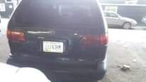 A picture of 2001 Toyota Sienna