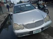 A picture of Mercedes Benz wagon C180