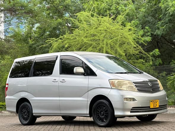 A picture of TOYITA ALPHARD FOR SALE 0676757924