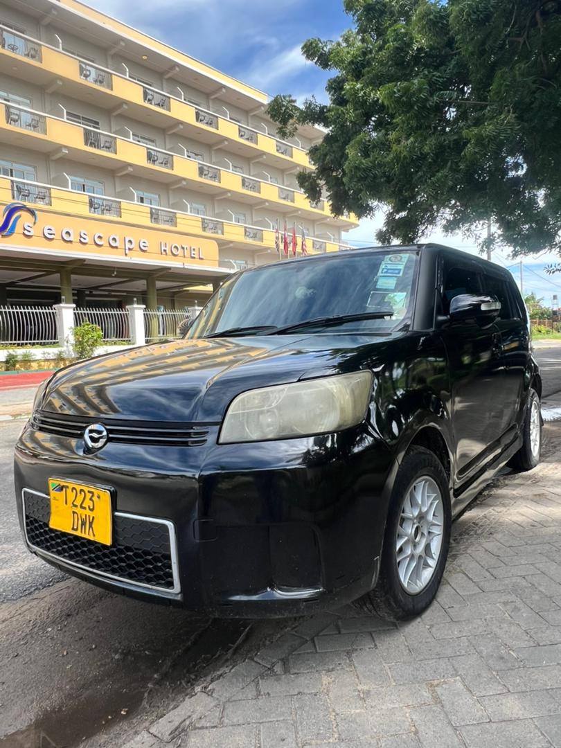 A picture of Toyota rumion