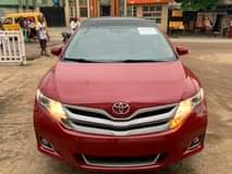 A picture of 2013 TOYOTA VENZA TOKS fullest option with panoramic Keyless entry