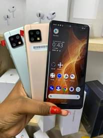 A picture of AQuas 5g na Aquas sence zero