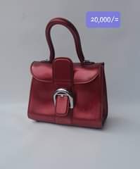 A picture of Second hand bags