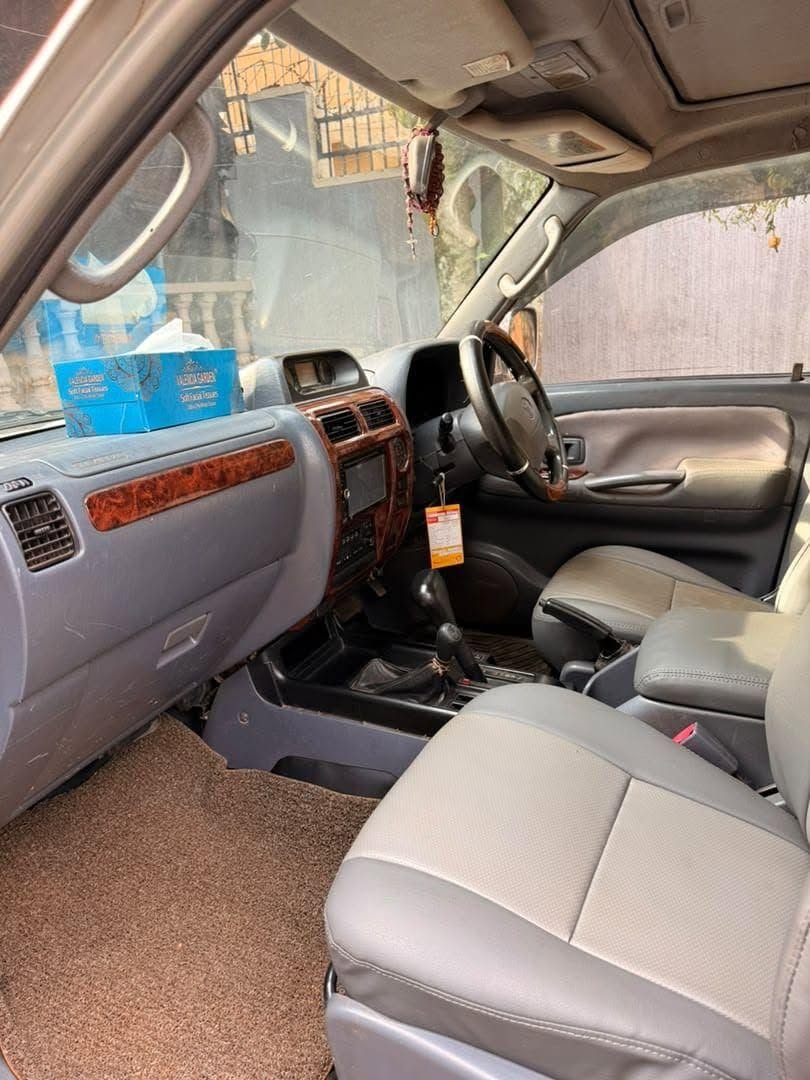 A picture of TX PRADO LIMITED WHATSAPP 0759332324