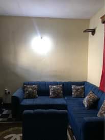 A picture of nauza sofa L la watu 6 liko vzr sana bei