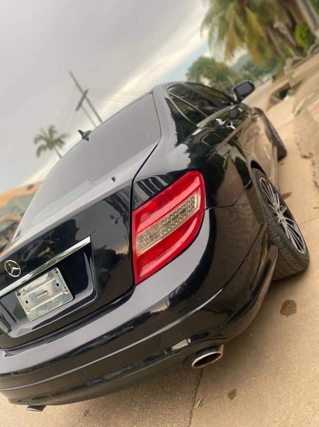 A picture of UNREGISTERED 2008 C300 WITH 2016 DUTY 6 5M ONLY SULEJA