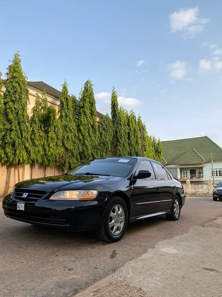 A picture of HONDA ACCORD 2002